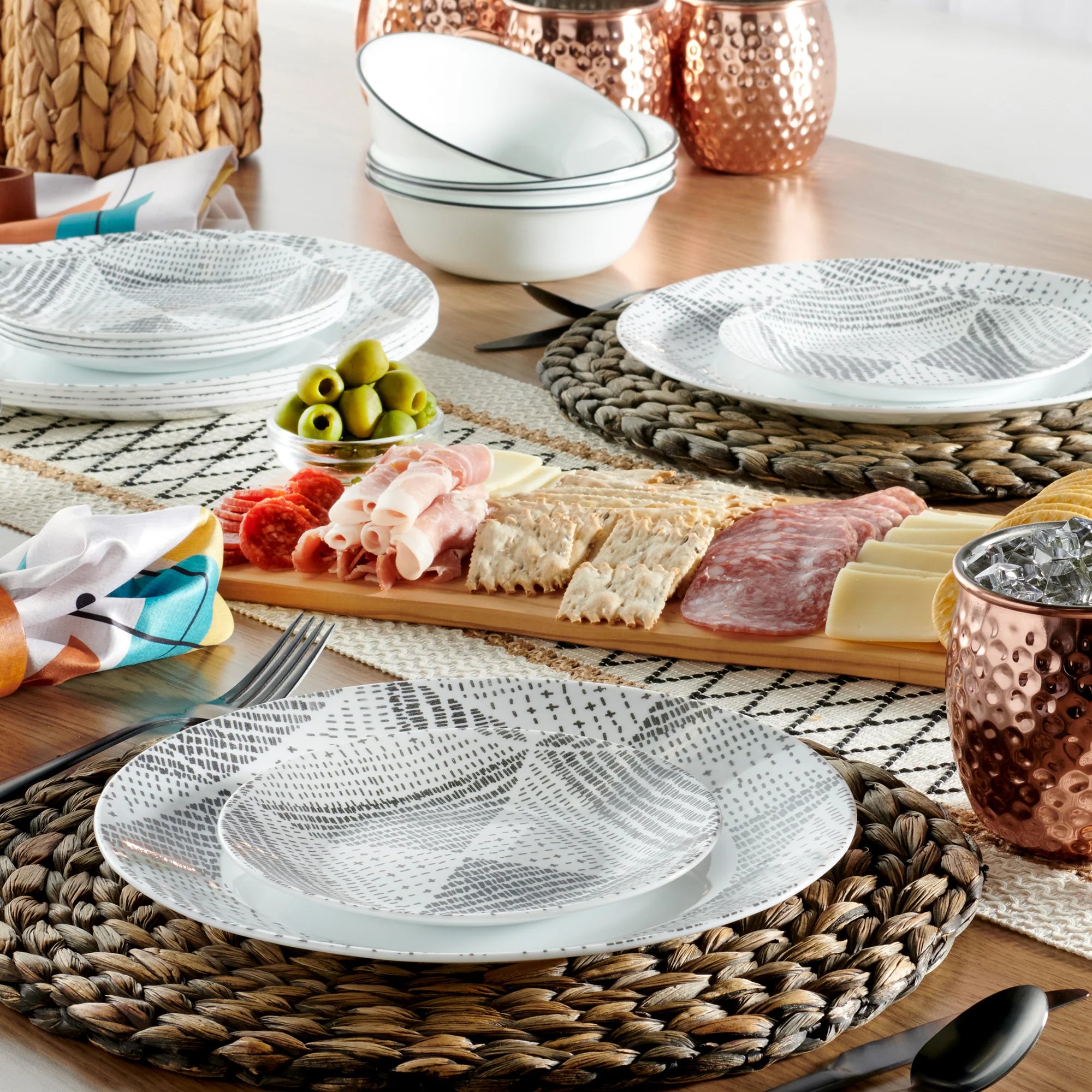 Corelle Vitrelle Odisha 18-piece Dinnerware Set, Service for 6 - Image 7